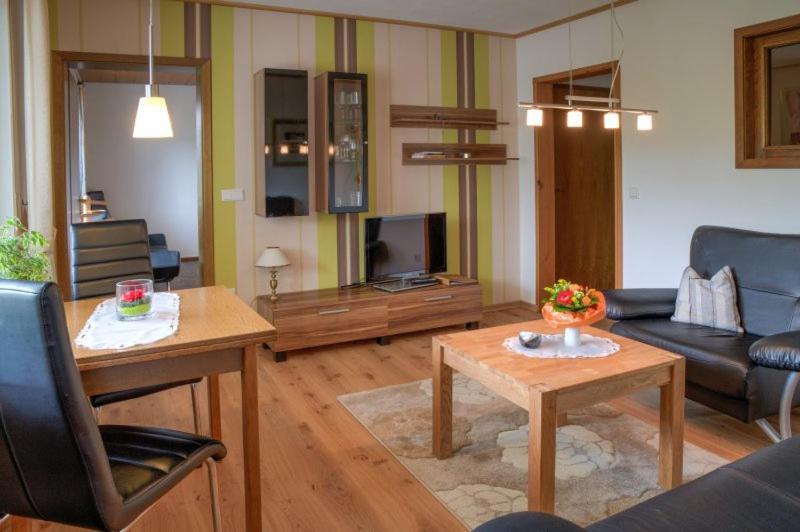 3 Sterne Ferienwohnung Pape Schmallenberg Bagian luar foto